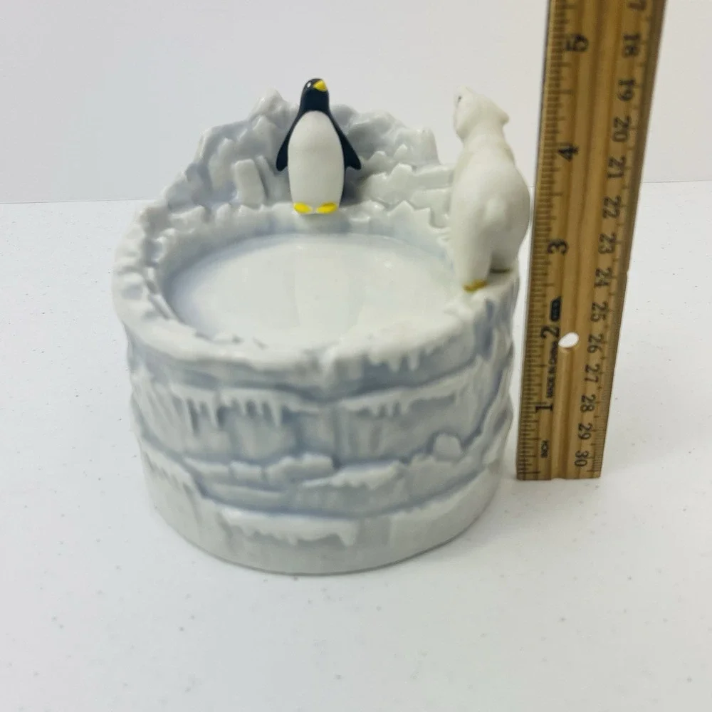 Vtg TAJ Importing Co Music Box Franscisco Japan Penguin Polar Bear Porcelain